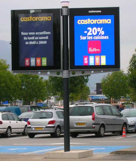 Outdoor-Signage-Led-Castorama-France