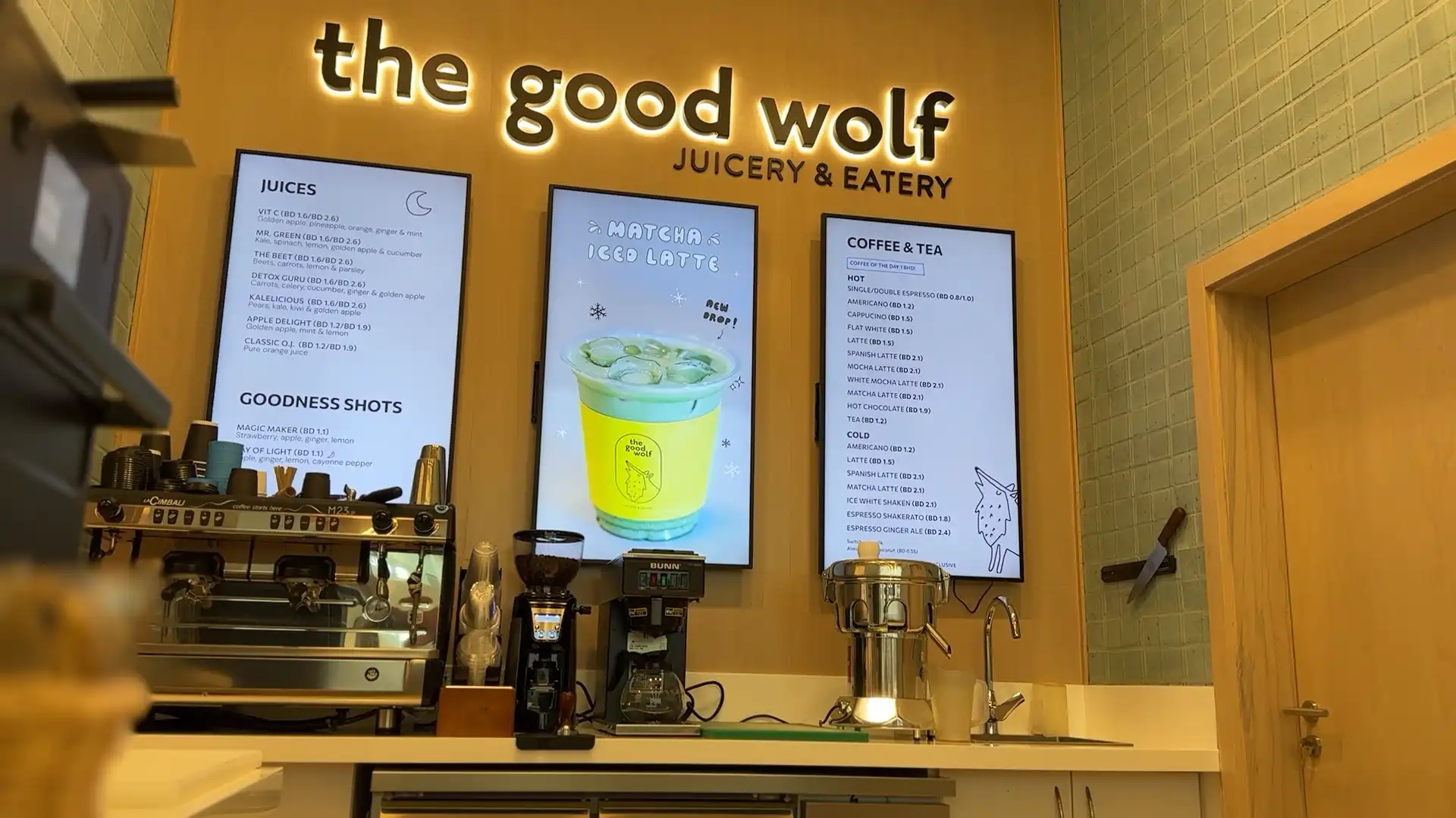 Digital Menu Board The Good Wolf Powered by Navori